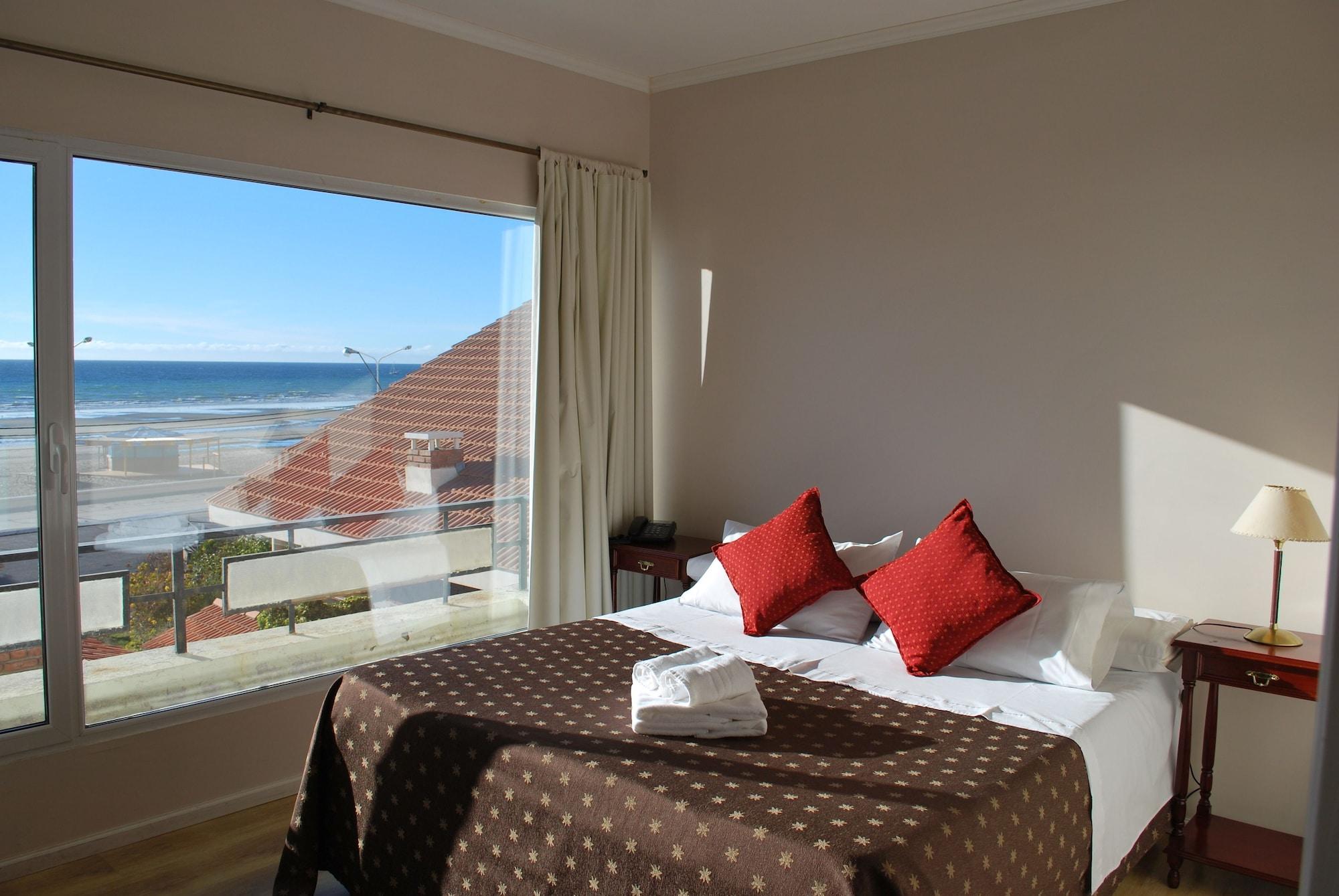 Hotel Gran Madryn Пуэрто-Мадрин Экстерьер фото