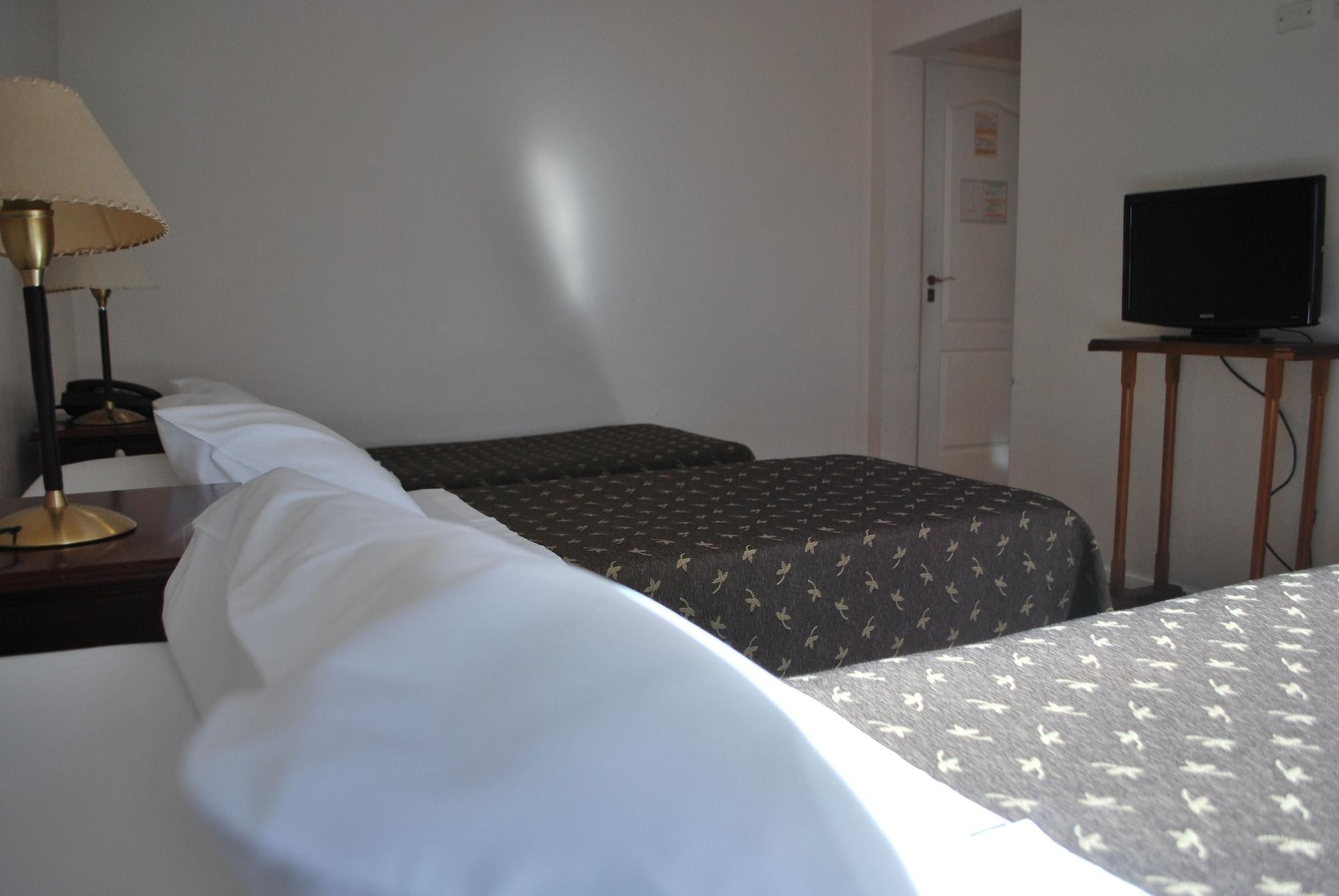 Hotel Gran Madryn Пуэрто-Мадрин Экстерьер фото